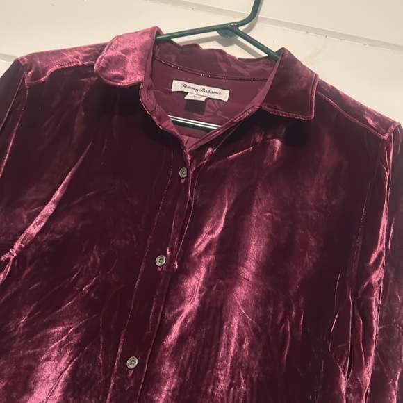 Tommy Bahama Velvet Sands Silk Blend LS Shirt Red Medium - Picture 2 of 9